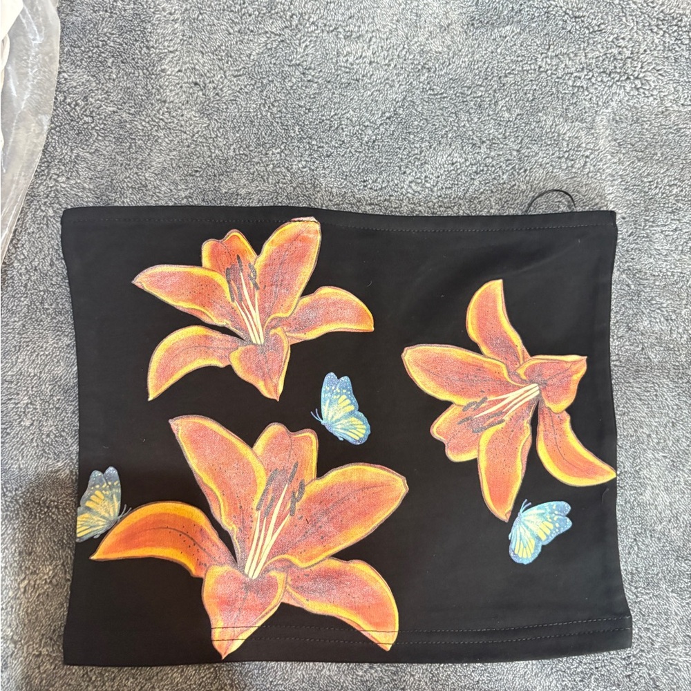 EDIKTED Tigerlily Tube Top